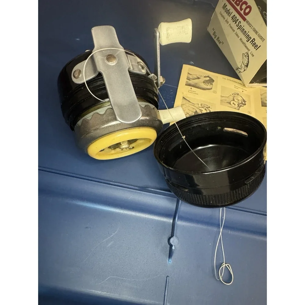 Vintage Zebco 404 Big Bee Spincast Reel w/ Box & Manual – Tulsa OK